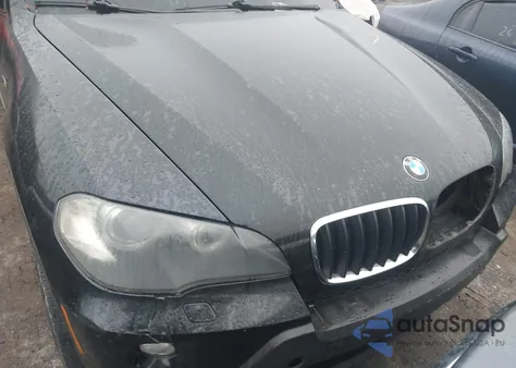 2010 BMW X5 xDrive30I z USA, uszkodzony, nr VIN 5UXFE4C58AL279562